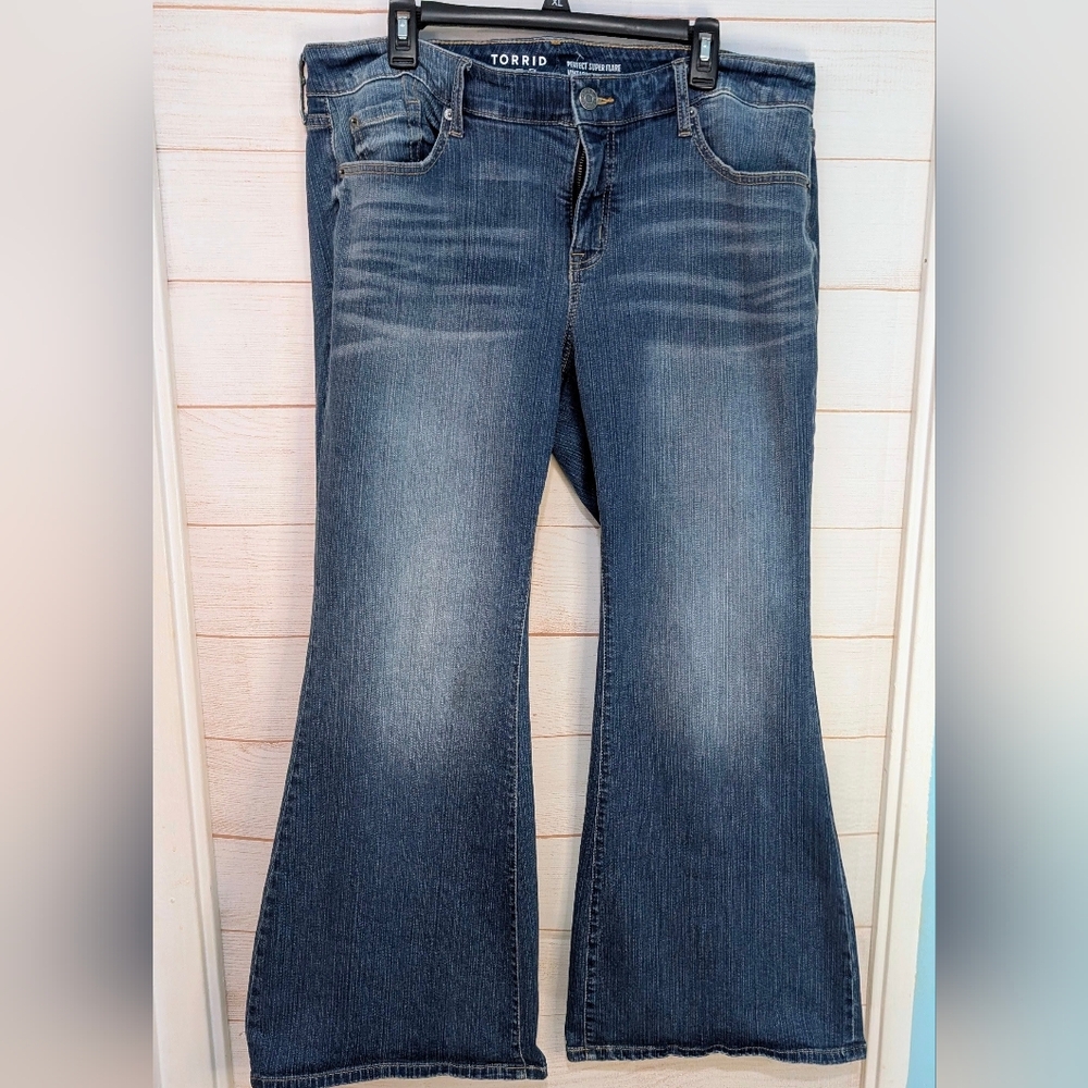 EUC Vintage Torrid Perfect Super Flare  Stretch Jeans 👖 Size 16R